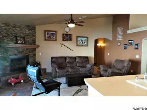3963 E Snavely Ave, Kingman, AZ 86409 photo 8