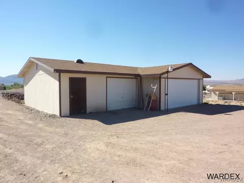 4601 E Wikieup Dr, Topock, AZ 86436 photo 2