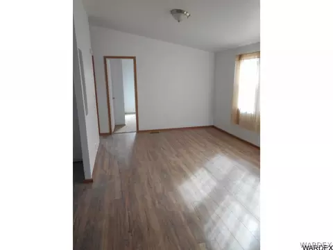 675 E Simon Ave, Kingman, AZ 86409 photo 2