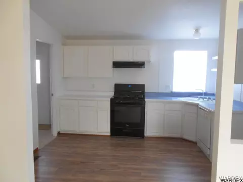 675 E Simon Ave, Kingman, AZ 86409 photo 3