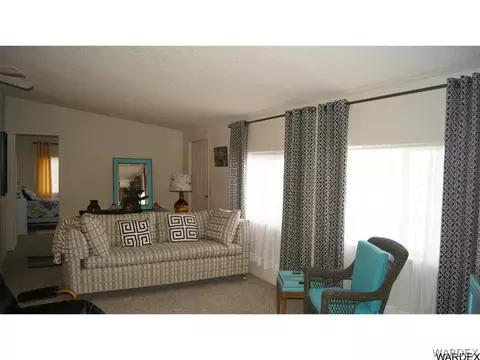 485 E Berk Ave, Kingman, AZ 86401 photo 3