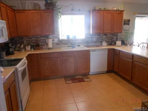 3361 E Ames, Kingman, AZ 86409 photo 3