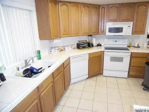 3953 E Packard Ave, Kingman, AZ 86409 photo 2