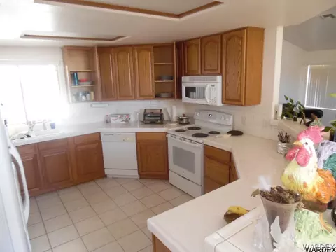 3953 E Packard Ave, Kingman, AZ 86409 photo 6