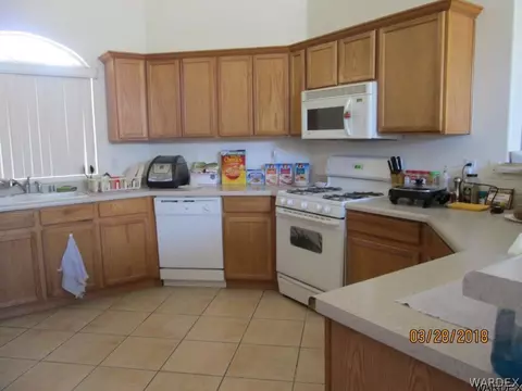 3829 E Ames Ave, Kingman, AZ 86409 photo 2