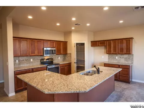 2004 Comanche Dr, Kingman, AZ 86401 photo 5