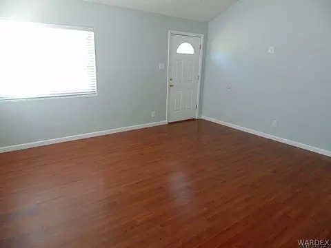 606 Silver St, Kingman, AZ 86401 photo 4