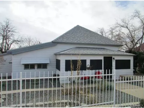 526 E Spring St, Kingman, AZ 86401 photo 3