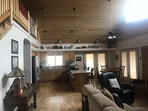 10575 E Pine Valley Dr, Hackberry, AZ 86411 photo 9