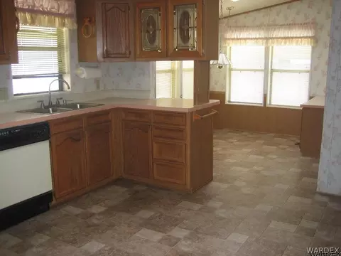 1575 E Suffock Ave, Kingman, AZ 86409 photo 9