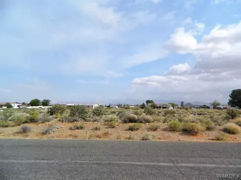 7573 E Brigade Dr, Kingman, AZ 86401 photo 1