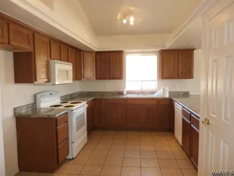 3320 E Double O Dr, Kingman, AZ 86409 photo 5
