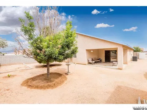 3952 E Potter Ave, Kingman, AZ 86409 photo 2