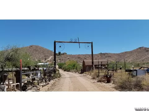 1948 E Falcon Valley Rd, Kingman, AZ 86409 photo 1