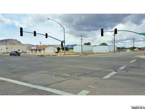 2995 E Northern Ave, Kingman, AZ 86409 photo 3