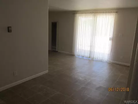 107 E Spring St, Kingman, AZ 86401 photo 4
