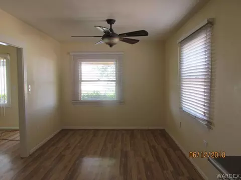 107 E Spring St, Kingman, AZ 86401 photo 3