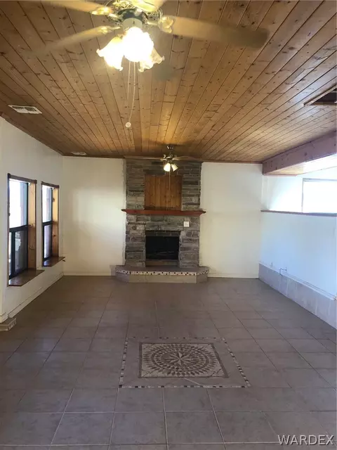 11375 E Spring Valley Dr, Hackberry, AZ 86411 photo 5