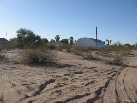 5431 E Coconino Dr, Topockgolden Shores, AZ 86436 photo 3