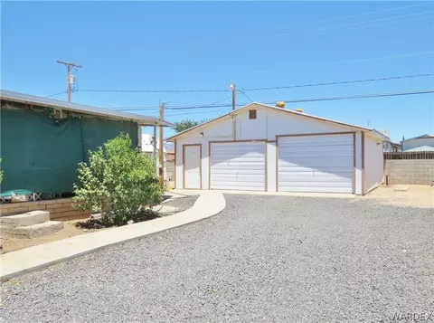 2311 E Packard Ave, Kingman, AZ 86401 photo 6
