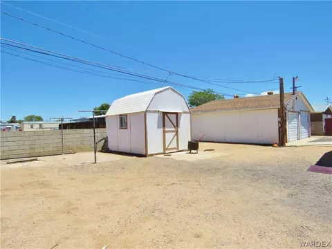 2311 E Packard Ave, Kingman, AZ 86401 photo 4