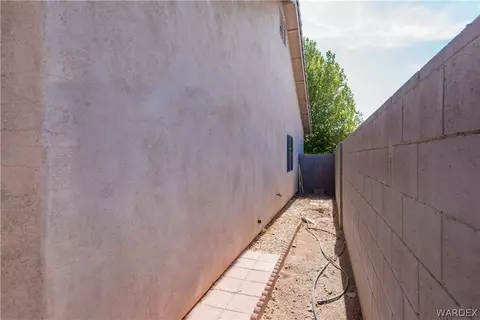 2004 John Wayne Dr, Kingman, AZ 86409 photo 14