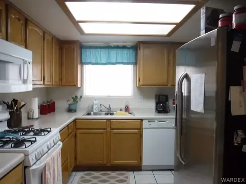 3822 E Packard Ave, Kingman, AZ 86409 photo 8
