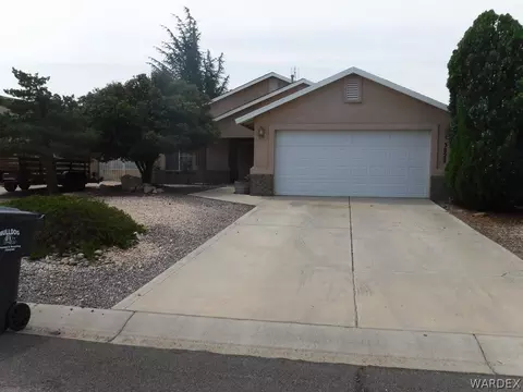 3822 E Packard Ave, Kingman, AZ 86409 photo 1