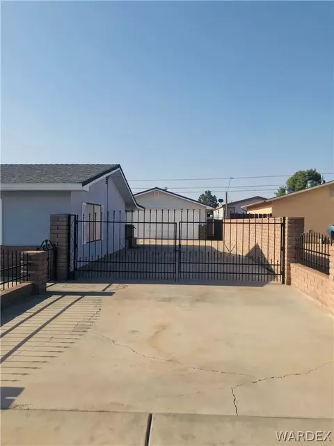 3222 Thompson Ave, Kingman, AZ 86409 photo 4
