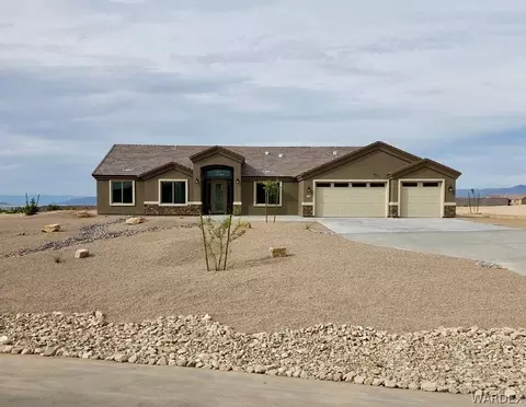 2120 Comanche Dr, Kingman, AZ 86401 photo 1