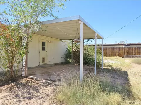 585 E Beverly Ave, Kingman, AZ 86401 photo 4