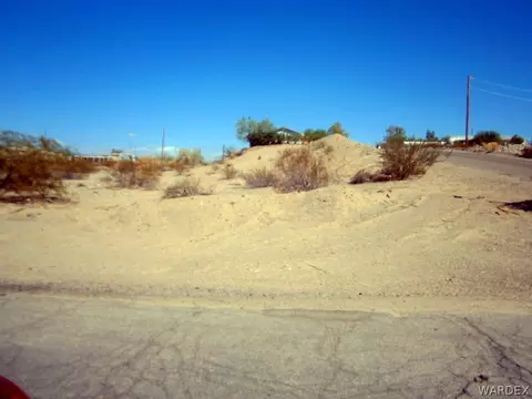 4785 E Monarch Cor, Topockgolden Shores, AZ 86436 photo 3