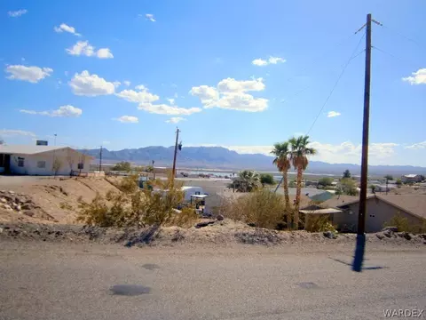 4785 E Monarch Cor, Topockgolden Shores, AZ 86436 photo 1