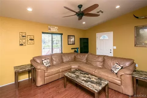 3275 N Apache St, Kingman, AZ 86401 photo 2