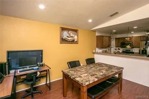 3275 N Apache St, Kingman, AZ 86401 photo 8