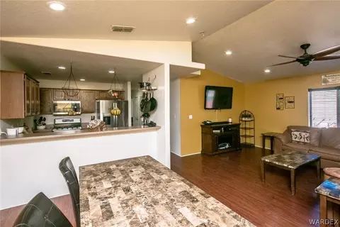 3275 N Apache St, Kingman, AZ 86401 photo 9