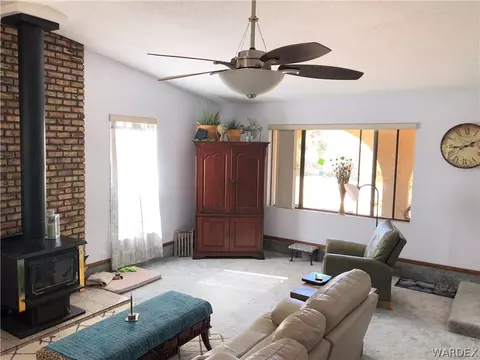 2140 E Greasewood Dr, Kingman, AZ 86409 photo 4