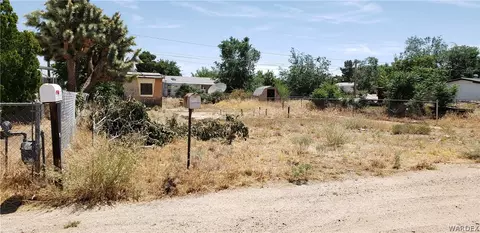 3206 E Snavely Ave, Kingman, AZ 86409 photo 2