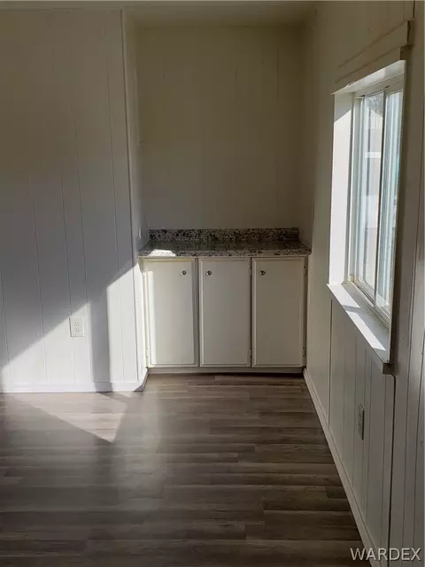 2140 E Snavely Ave, Kingman, AZ 86409 photo 2