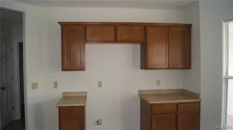 935 Mountain View Dr, Kingman, AZ 86409 photo 13
