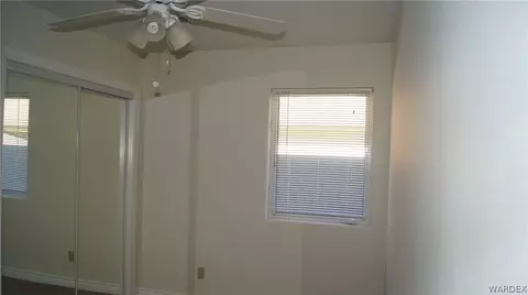 935 Mountain View Dr, Kingman, AZ 86409 photo 2