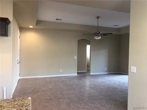 3927 E Suffock Ave, Kingman, AZ 86409 photo 9