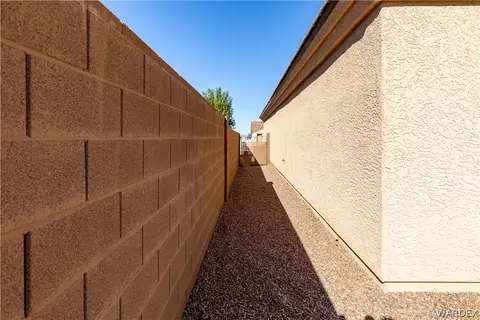 3976 E Mcvicar Ave, Kingman, AZ 86409 photo 14