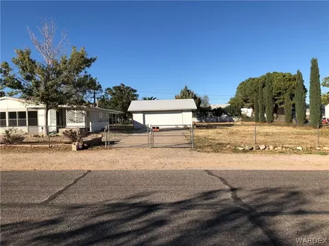1045 E Huffman Way, Kingman, AZ 86409 photo 4