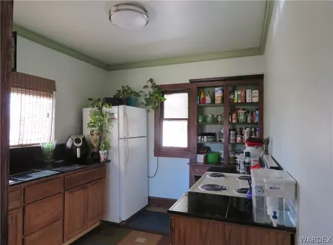 112 E Spring St, Kingman, AZ 86401 photo 12