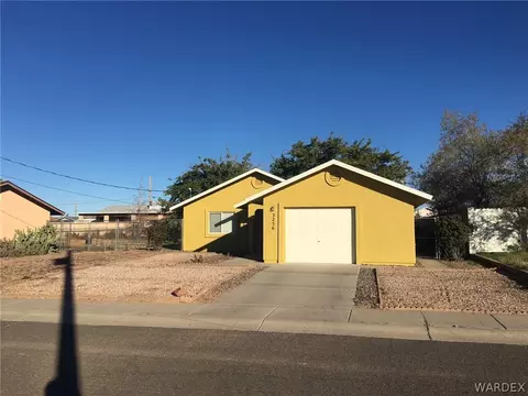 3256 N Apache St, Kingman, AZ 86401 photo 2