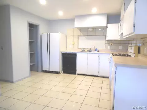 3210 E Lass Ave, Kingman, AZ 86409 photo 7