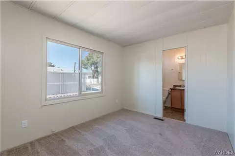 3211 E Carver Ave, Kingman, AZ 86409 photo 9