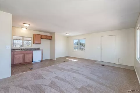 3211 E Carver Ave, Kingman, AZ 86409 photo 5