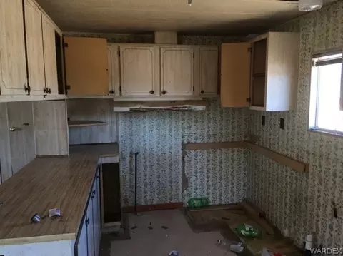 2675 E Suffock, Kingman, AZ 86409 photo 5